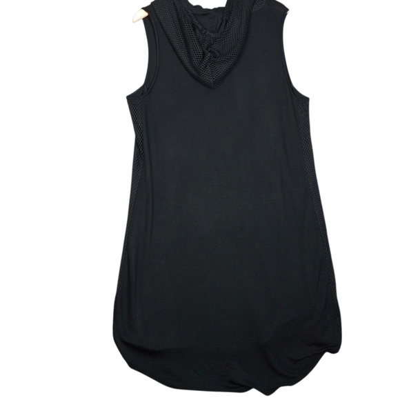 NWT LIVI black lightweight hooded dress with mesh accents 26in pit to pit. - Picture 3 of 11